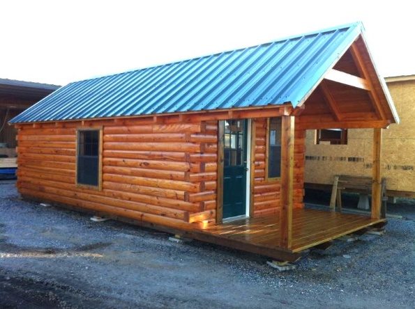 Portable log home exterior