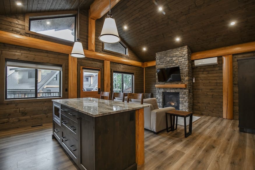 Hart’s Desire Log Home